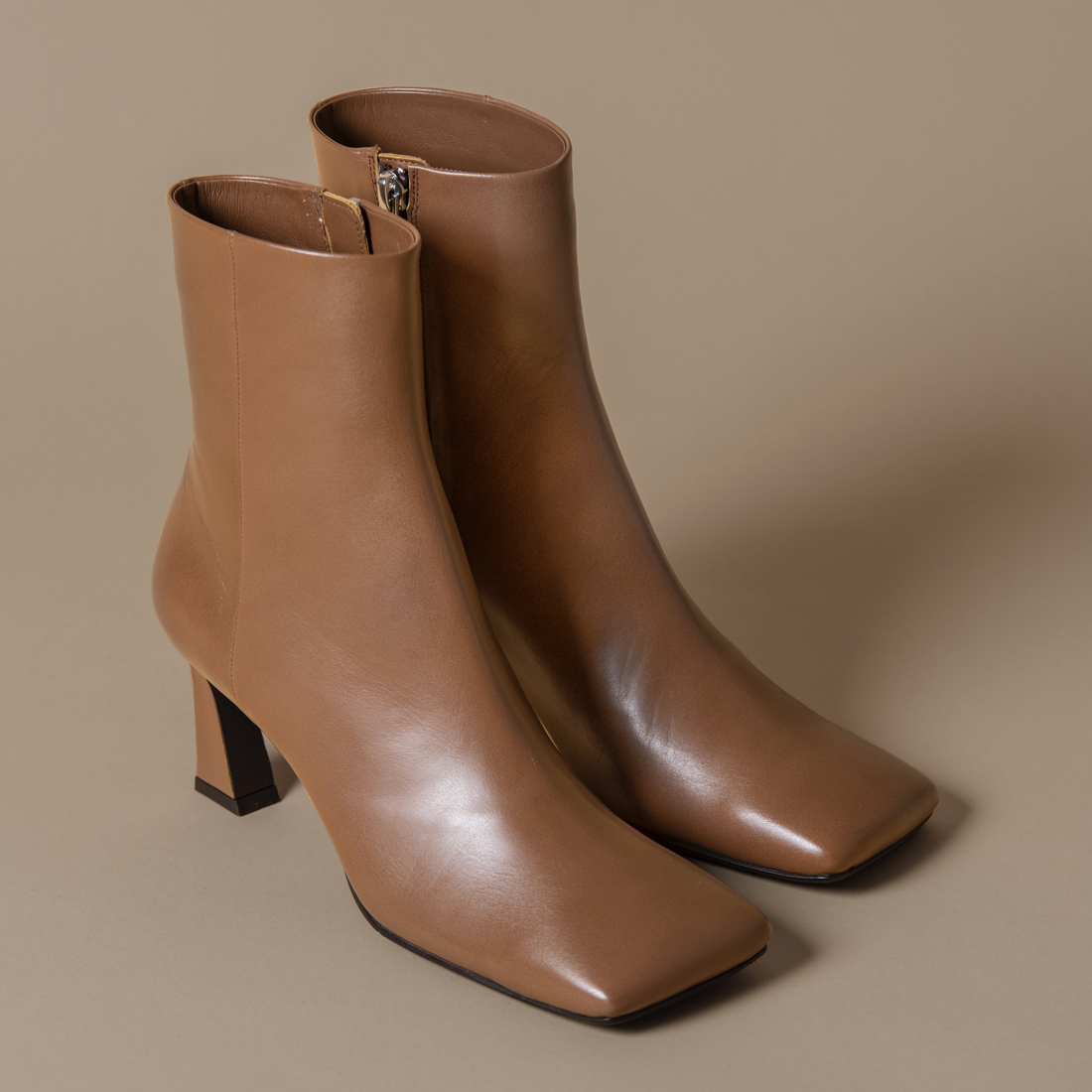 Square Toe Louis Heel Middle Boots - Limit till 2359